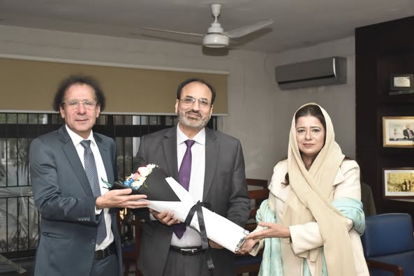 Renowned Media Experts Visit UET Lahore to Congratulate Vice Chancellor Prof. Dr. Shahid Munir