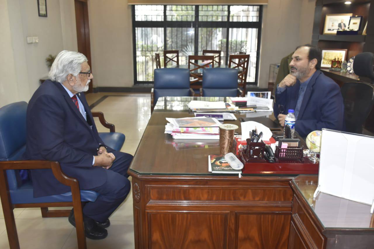 Vice Chancellor UET Prof. Dr. Shahid Munir (TI) along with Lt. Gen (R) Muhammad Asgher visits Business and Technology Incubation centres at UET Lahore.