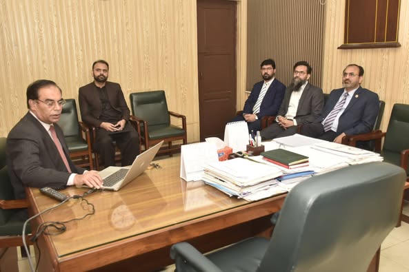 Vice Chancellor UET Prof. Dr. Shahid Munir (TI) visited Department of Polymer and Process Engineering and had a meeting with Chairman Prof. Dr. Asif Ali Qaiser and faculty members.